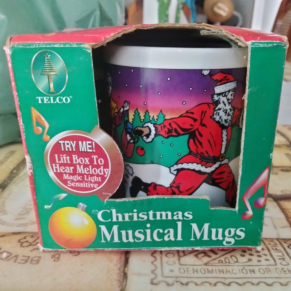 Vintage 1999 TELCO Christmas musical mug